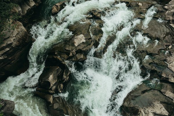 Discover britain's literary heritage: unique uk cruises featuring exclusive home tours